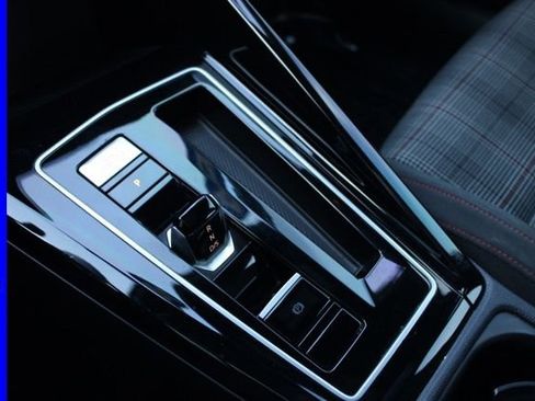 Used 2024 Volkswagen GTI SE image 38