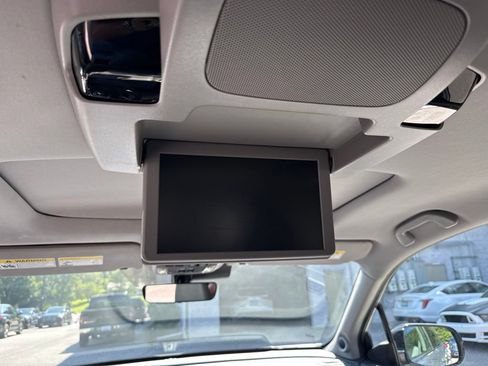 Used 2021 Honda Pilot Elite image 24