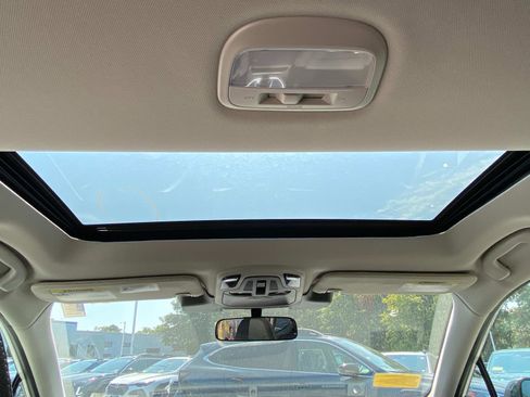 New 2025 Subaru Outback Premium image 9