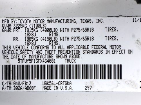Used 2015 Toyota Tundra SR5 w/ TRD Off Road Package AWD/4WD image 45