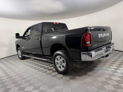 Used 2026 RAM 2500 Big Horn AWD/4WD image 9
