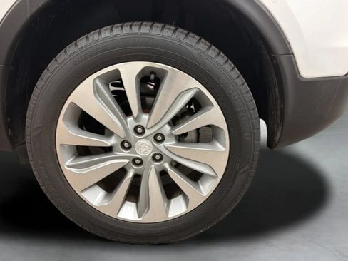 Used 2018 Buick Encore Preferred FWD image 28