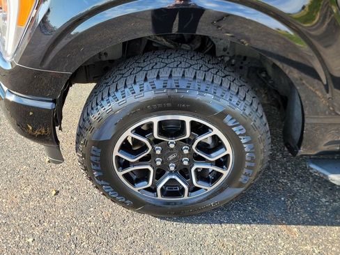 Used 2021 Ford F150 XLT w/ Equipment Group 302A High image 6