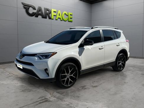 Used 2018 Toyota RAV4 SE w/ All Weather Liner Package AWD/4WD image 5