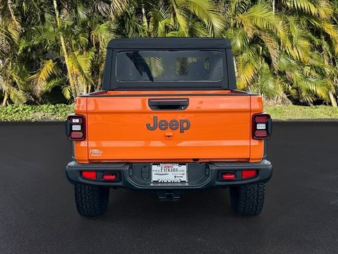 Used 2025 Jeep Gladiator Rubicon image 4