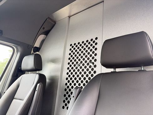 Used 2022 Mercedes-Benz Sprinter 1500 image 19