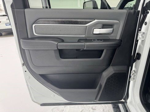 Used 2023 RAM 2500 Big Horn w/ Level 1 Equipment Group image 25