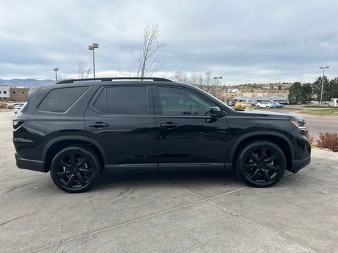 Used 2024 Honda Pilot Elite image 9
