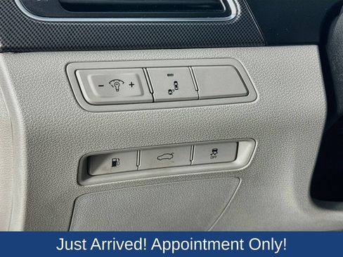 Used 2015 Hyundai Sonata Sport w/ Option Group 04 FWD image 12