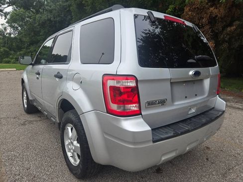 Used 2012 Ford Escape XLT FWD image 5