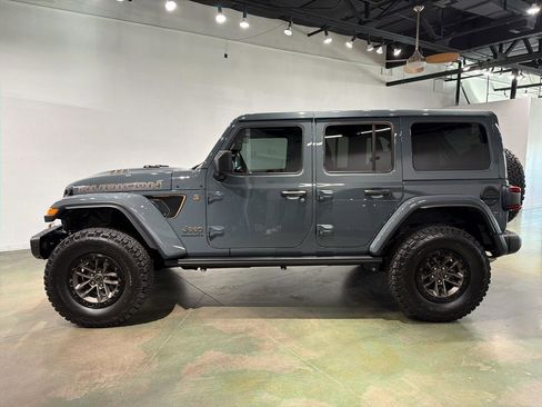 Used 2025 Jeep Wrangler Unlimited Rubicon 392 AWD/4WD image 4