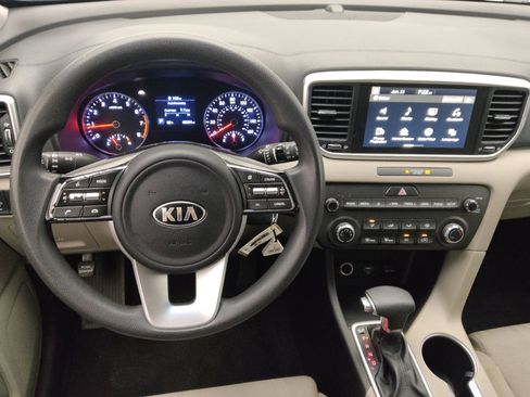 Used 2020 Kia Sportage LX FWD image 22