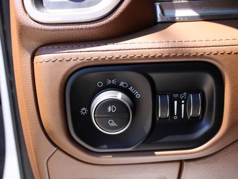 Used 2019 RAM 1500 Limited AWD/4WD image 20
