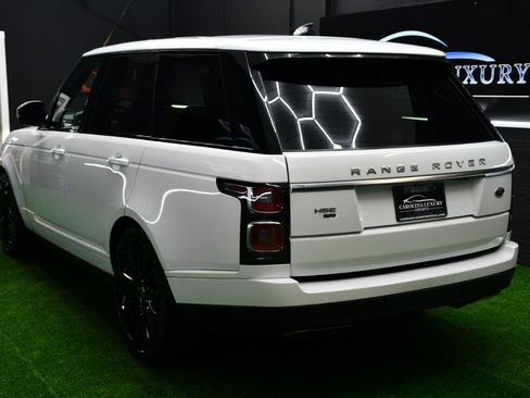 Used 2020 Land Rover Range Rover HSE AWD/4WD image 2
