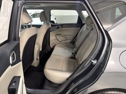 Used 2023 Kia Soul EX FWD image 21