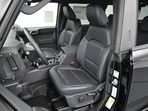 New 2026 Ford Bronco Badlands AWD/4WD image 12