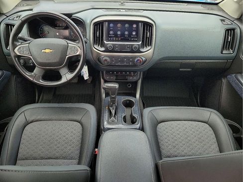 Used 2021 Chevrolet Colorado Z71 AWD/4WD image 11