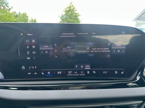 Certified 2026 Audi A6 Premium Plus AWD/4WD image 18
