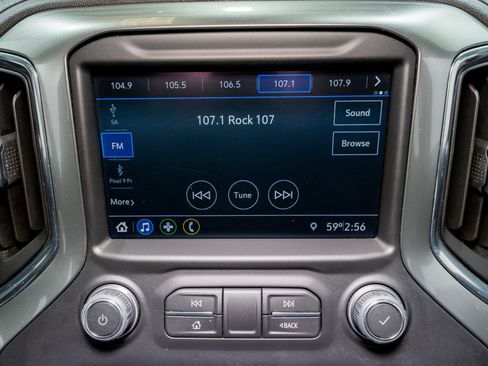 Used 2021 Chevrolet Silverado 1500 RST image 19