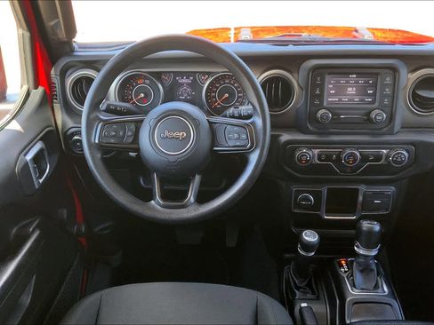 Used 2018 Jeep Wrangler Unlimited Sport image 6