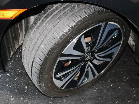 Used 2017 Honda Civic EX-T image 37