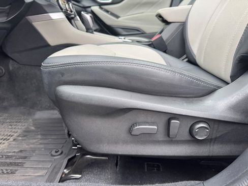 Used 2021 Subaru Forester Limited w/ Popular Package #3 image 19