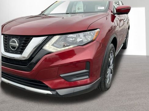 Used 2019 Nissan Rogue SV w/ Sun & Sound Touring Package image 36