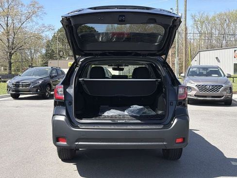 Used 2025 Subaru Outback Onyx Edition w/ Popular Package #2 image 15