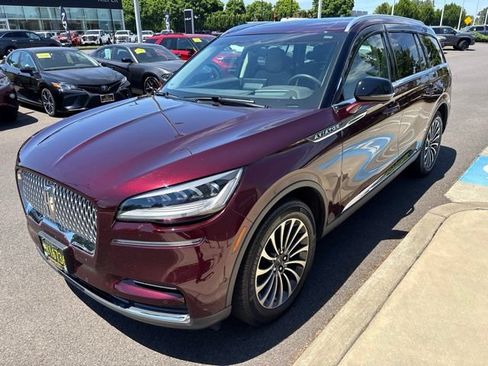Used 2022 Lincoln Aviator Reserve w/ Equipment Group 201A AWD/4WD image 4