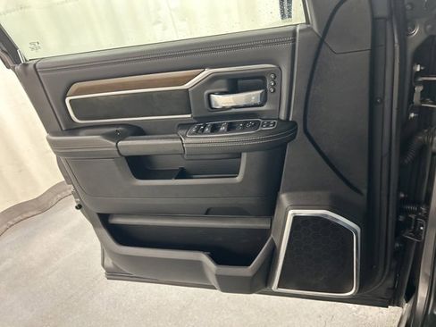 Used 2024 RAM 2500 Laramie image 22