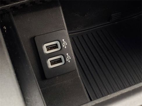 Used 2018 Ford F150 Raptor w/ Equipment Group 802A Luxury image 31