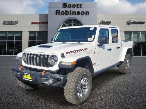New 2026 Jeep Gladiator Mojave image 2