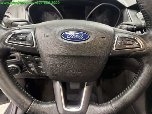 Used 2017 Ford Focus SEL w/ Cold Weather Package FWD image 22