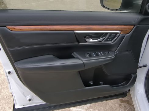 Used 2021 Honda CR-V EX-L image 13