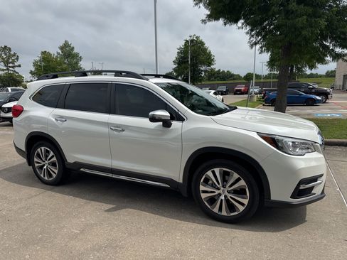 Used 2020 Subaru Ascent Touring w/ Popular Package #3 AWD/4WD image 5