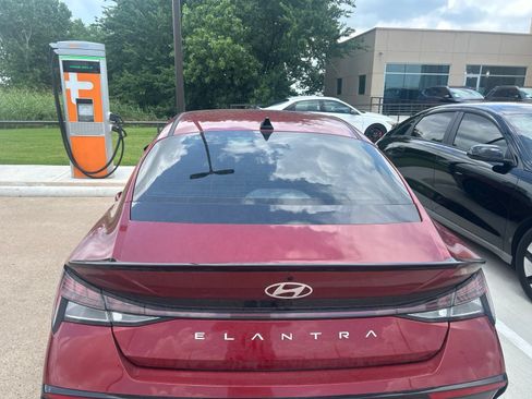 Used 2024 Hyundai Elantra N Line FWD image 5