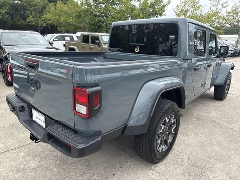 New 2025 Jeep Gladiator Sport w/ Premium Package image 7
