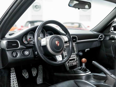 Used 2005 Porsche 911 Carrera S RWD image 63