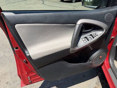 Used 2008 Toyota RAV4 Limited AWD/4WD image 10