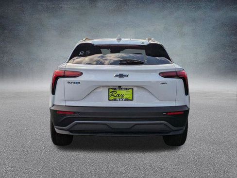 New 2026 Chevrolet Blazer EV LT AWD/4WD image 4