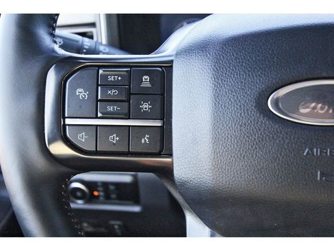 Used 2024 Ford F350 Platinum w/ FX4 Off-Road Package image 18