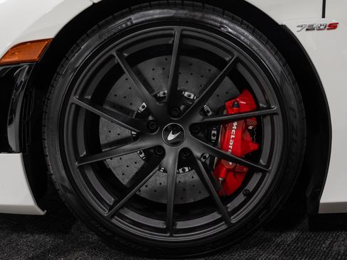 Used 2021 McLaren 720S Performance RWD image 41