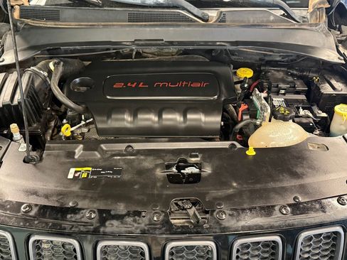 Used 2017 Jeep Compass Trailhawk w/ Navigation Group image 23