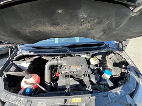 Used 2016 Mercedes-Benz Sprinter 2500 image 15