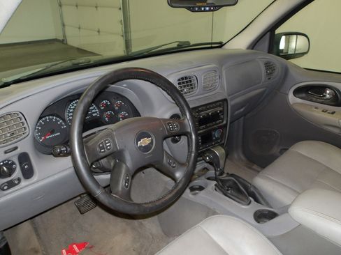 Used 2006 Chevrolet TrailBlazer LT AWD/4WD image 11