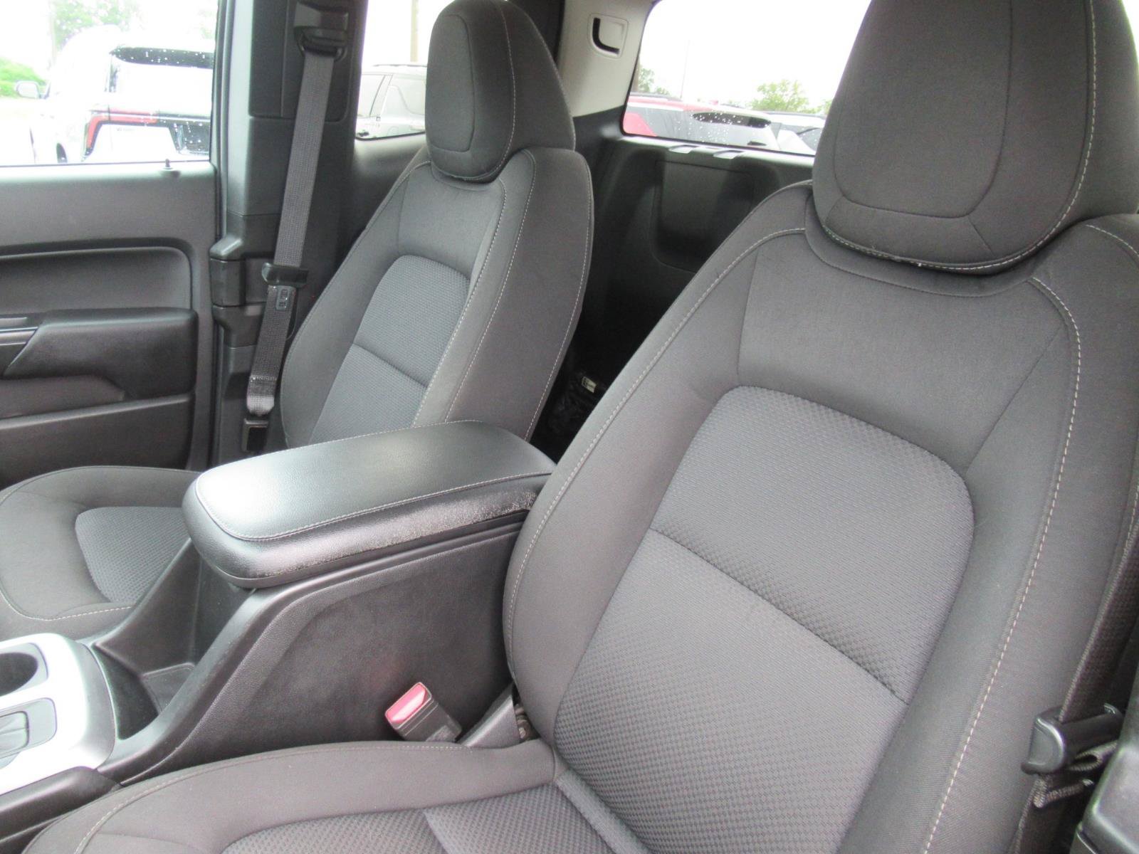 Used 2022 Chevrolet Colorado LT w/ Fleet Safety Package RWD image 21