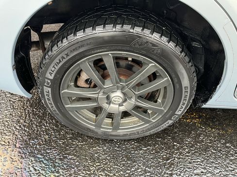 Used 2013 Scion xB image 13