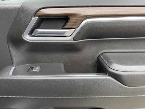 Used 2023 Chevrolet Silverado 1500 RST image 45