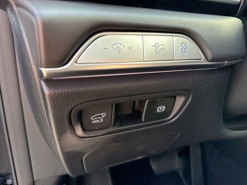 Used 2025 Genesis GV80 2.5T Prestige image 23