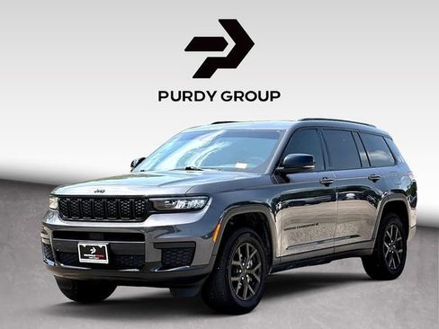 Used 2025 Jeep Grand Cherokee L Altitude RWD image 4
